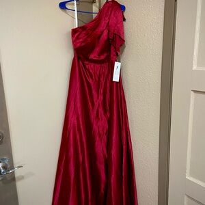 Elegant Red One-Shoulder Wedding Dress